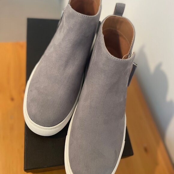 NWT J Crew Faux Suede High Top Sneakers in Dusty Cobblestone size 9 - Picture 3 of 6